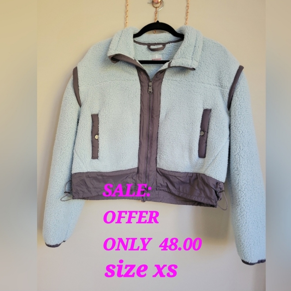 Free people movement Courtside fleece jacket size XS